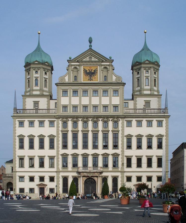 Hotel Am Rathaus اوغسبورغ المظهر الخارجي الصورة